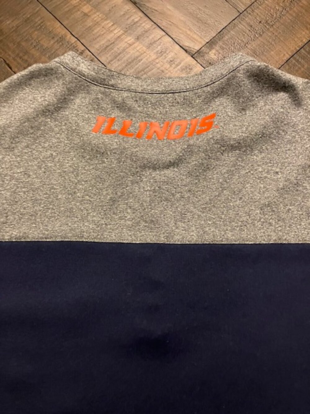 Nike University of Illinois Shirt (Illini) - Picture 5 of 6